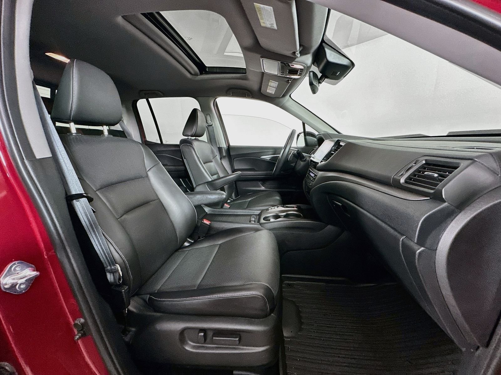 Used 2021 Radiant Red Metallic II Honda RTL image 28