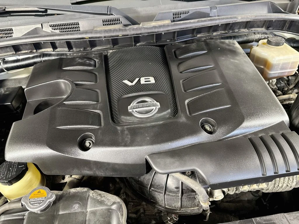 Used 2017 Pearl White Nissan SL image 42