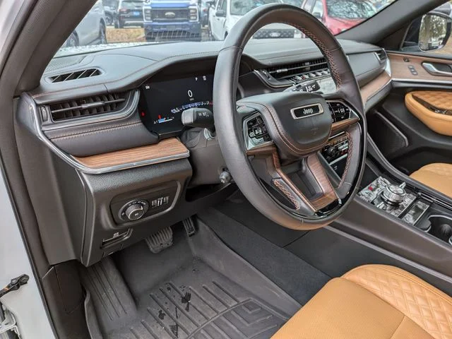 Used 2024 White Jeep Summit image 36
