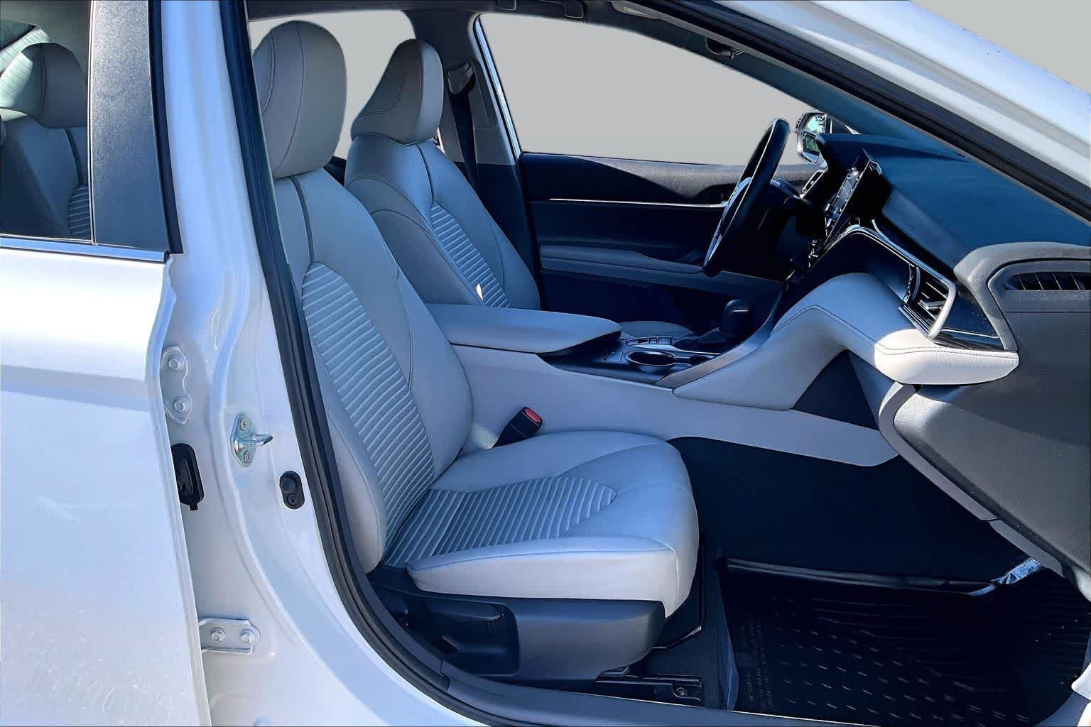 Certified Used 2024 Ice Cap Toyota Hybrid SE image 8