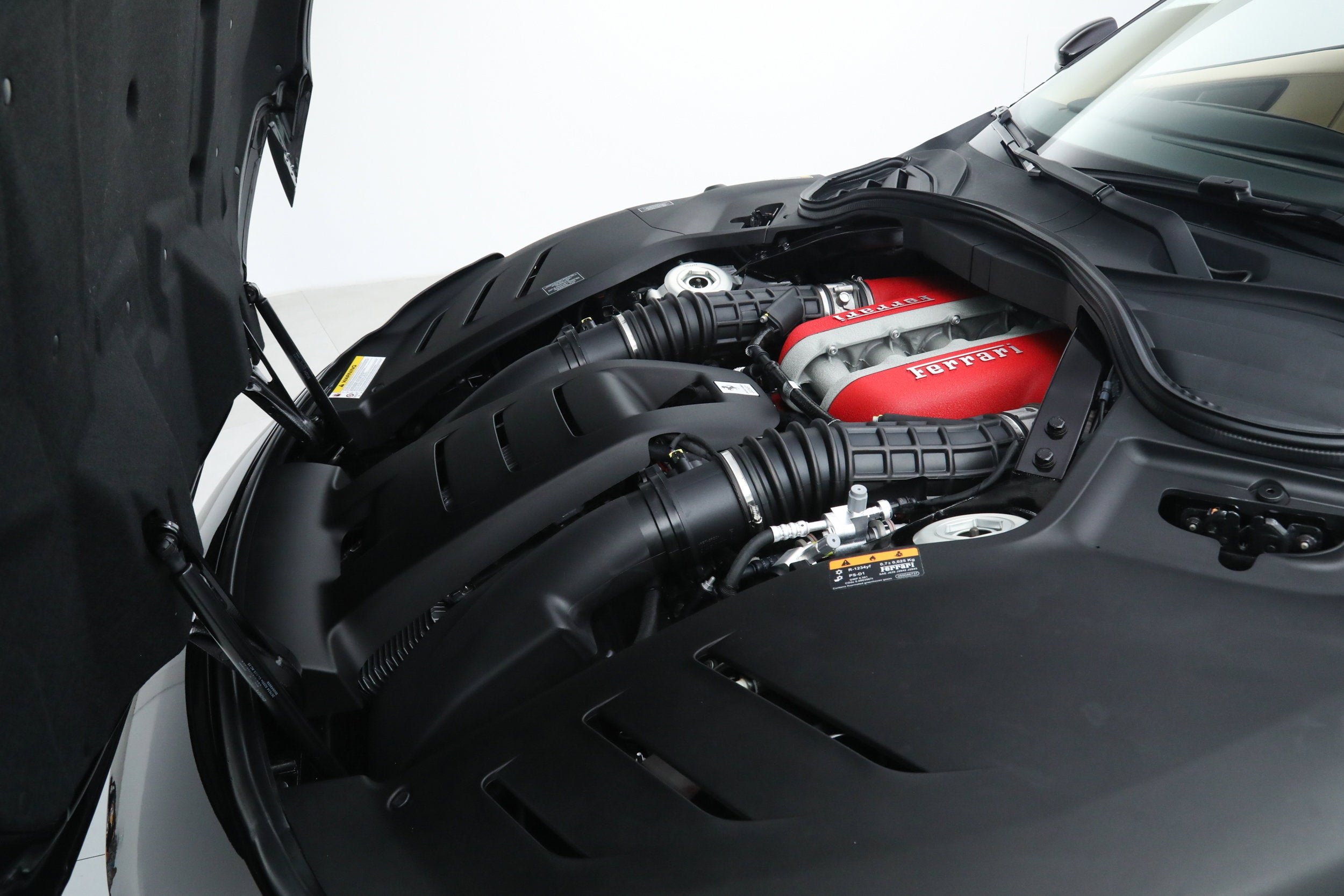 Certified Used 2025 Nero Purosangue Ferrari  image 37