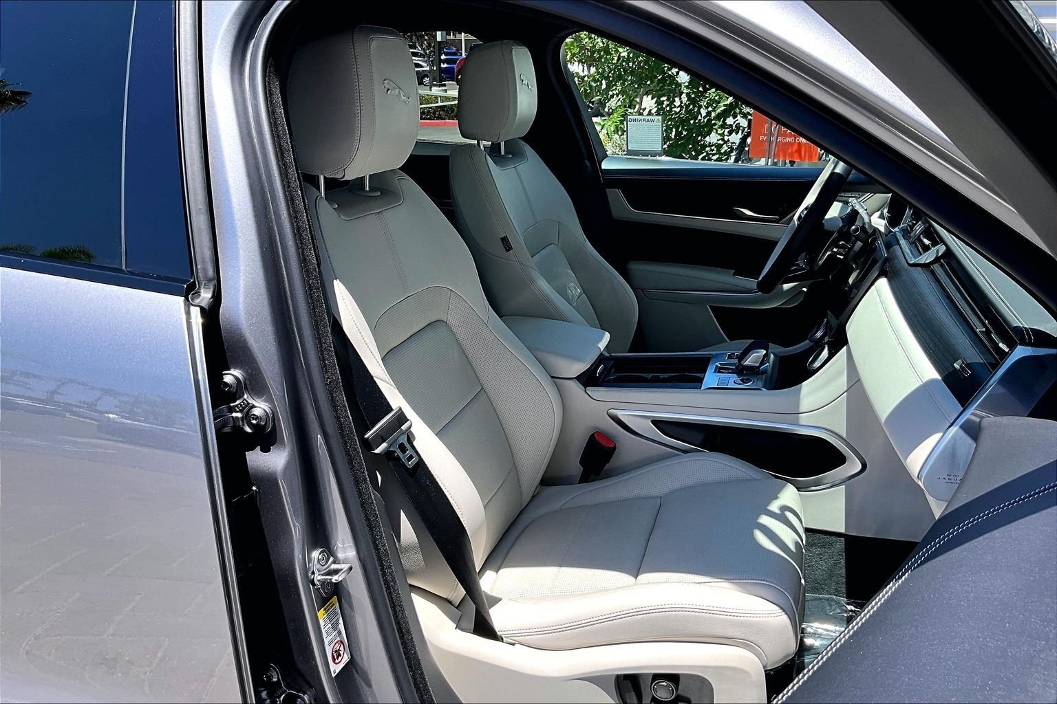 Used 2026 Gray Jaguar P250 R-Dynamic S image 7