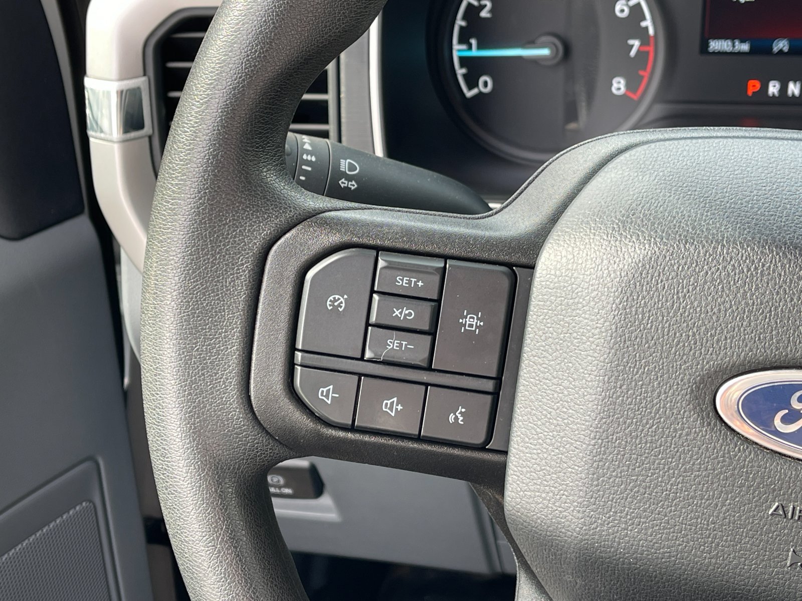 Used 2023 White Ford XL image 22