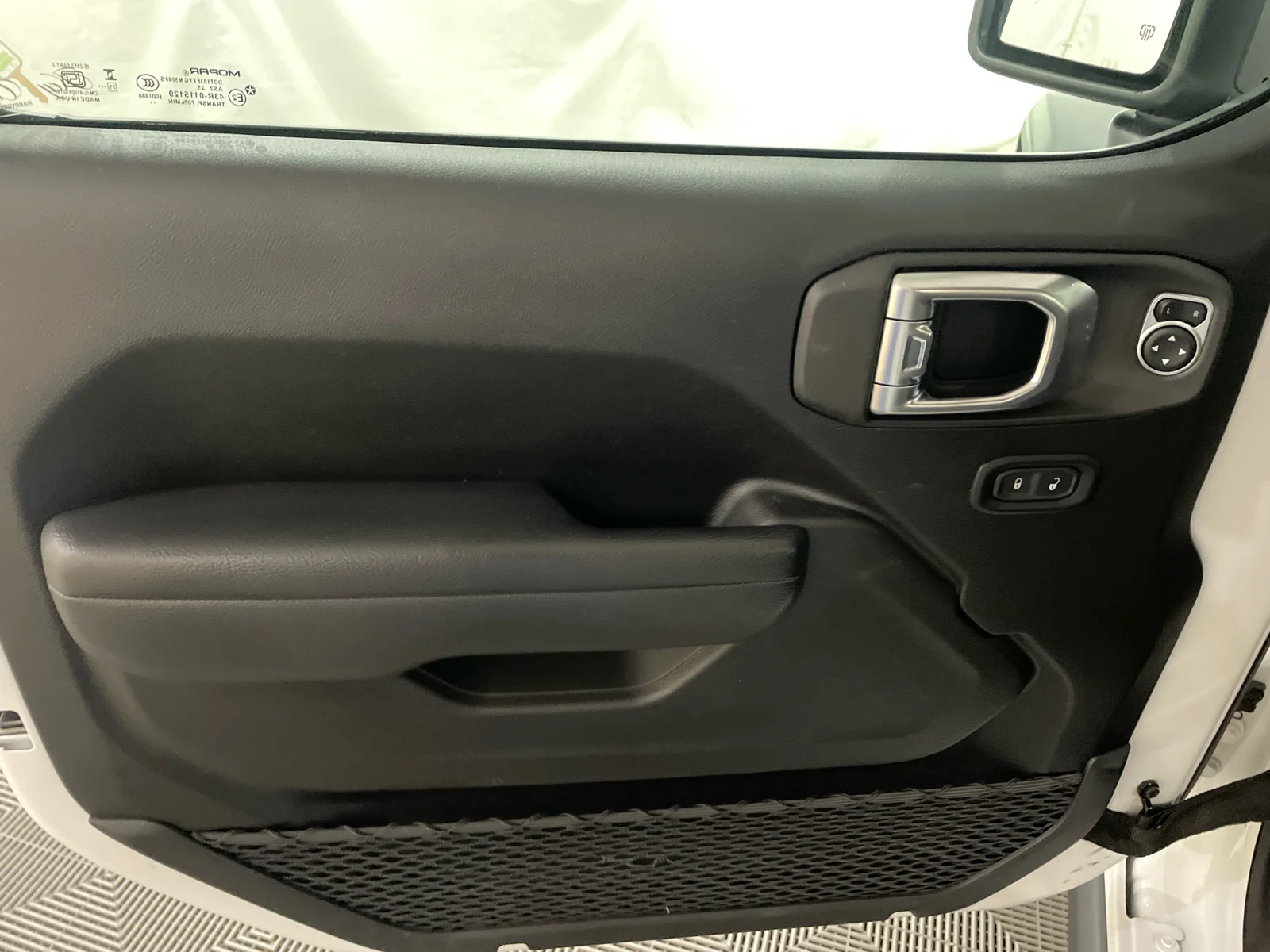 Used 2026 Bright White Clearcoat Jeep Rubicon image 10