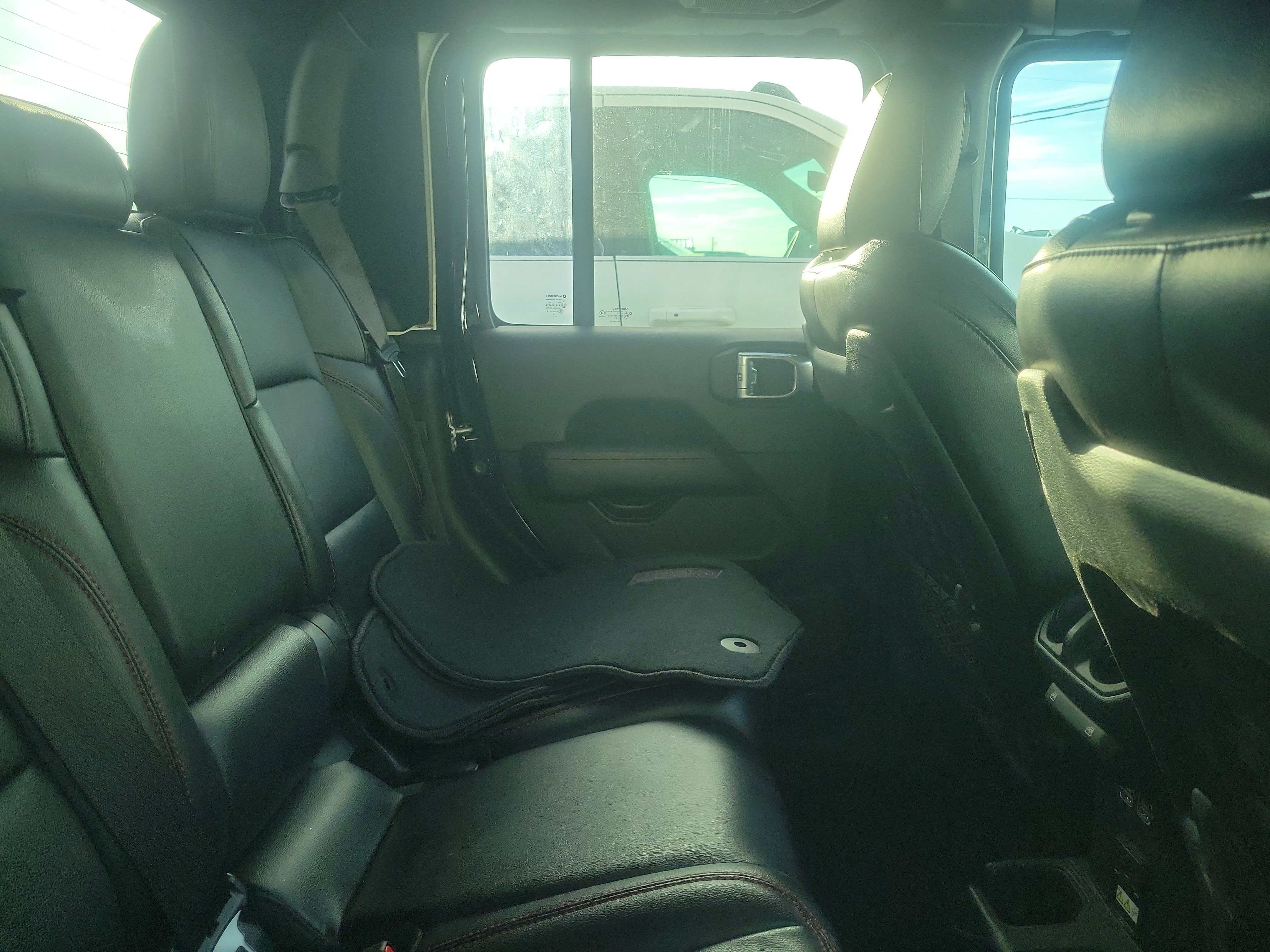 Used 2022 Black Clearcoat Jeep Rubicon image 10
