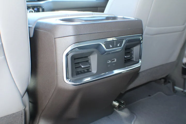 2026 GMC Sierra 1500 SLT - Photo 15