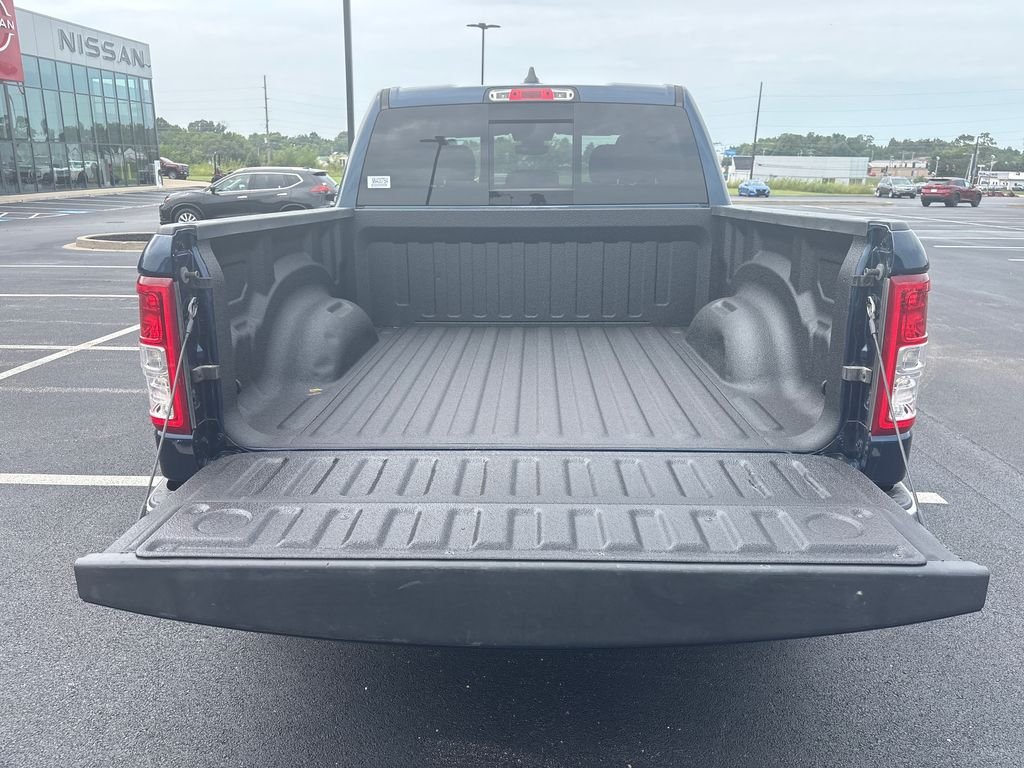 Used 2022 Blue Ram Big Horn/Lone Star image 9