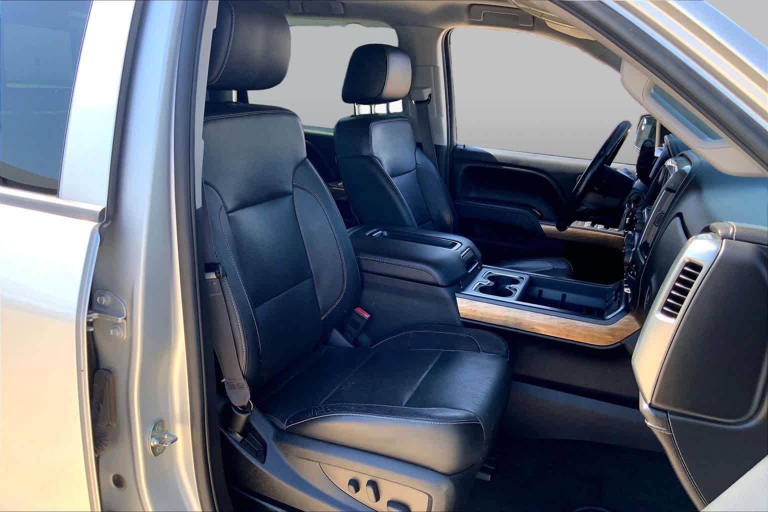 Used 2014 Silver Ice Metallic Chevrolet LTZ image 9