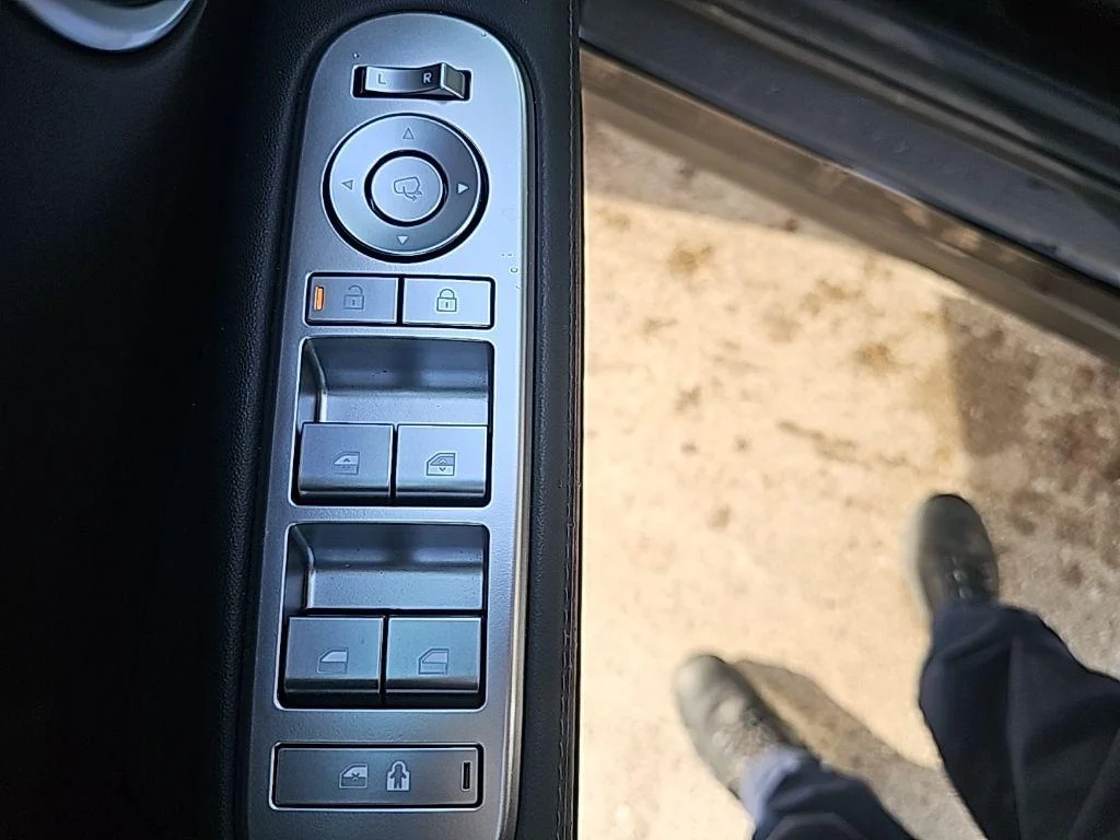 2026 Hyundai Palisade Limited - Photo 12