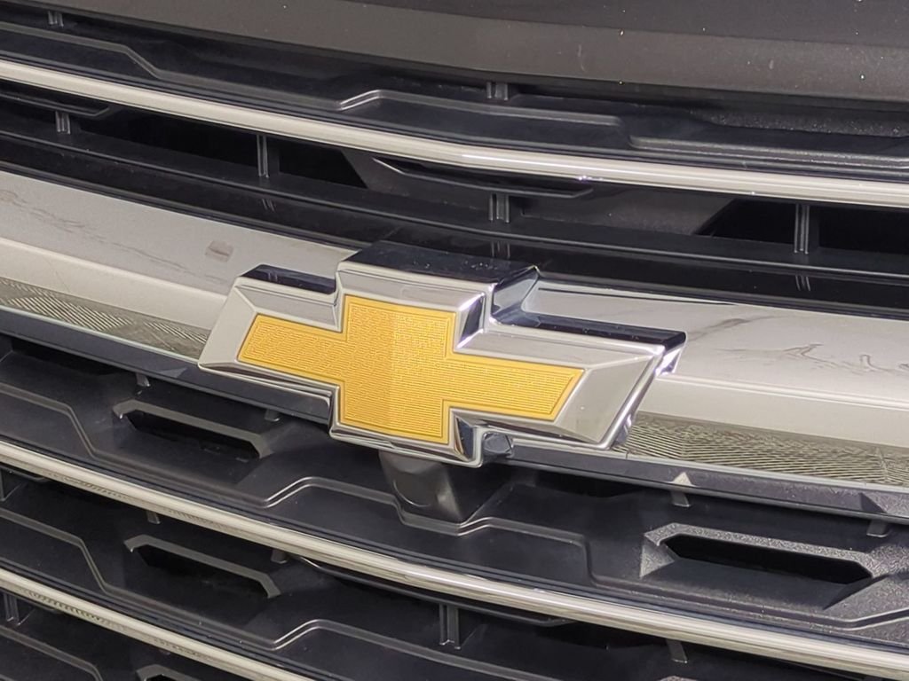 2026 Chevrolet Traverse LT - Photo 13