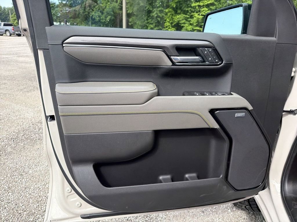 2026 Chevrolet Silverado 1500 ZR2 - Photo 23