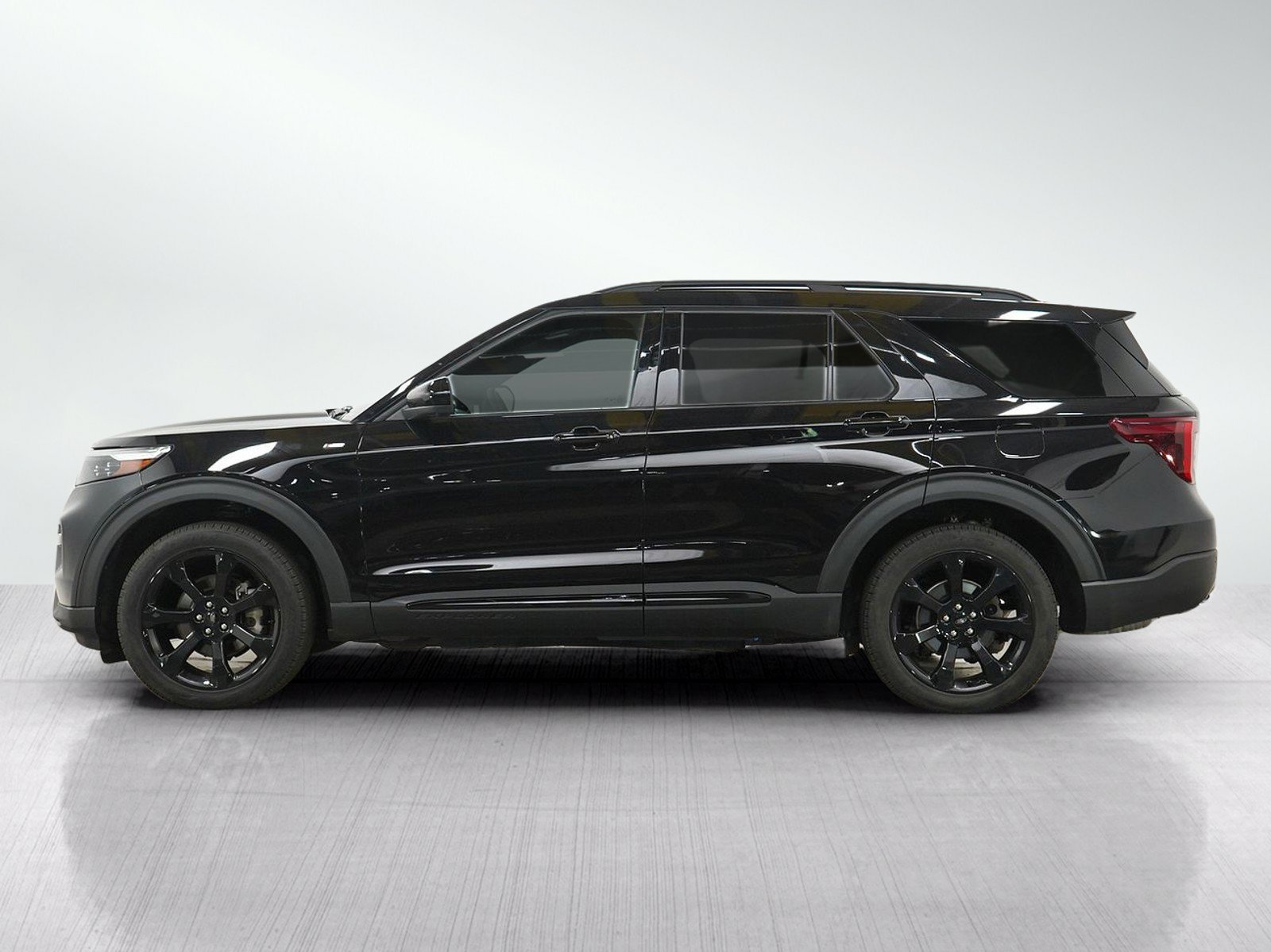 Used 2023 Ford Explorer ST Line with VIN 1FMSK8KH4PGB64434 for sale in White Bear Lake, Minnesota