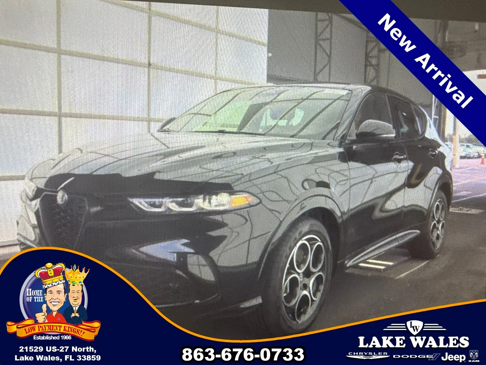 Used 2025 Black Alfa Romeo Base image 6