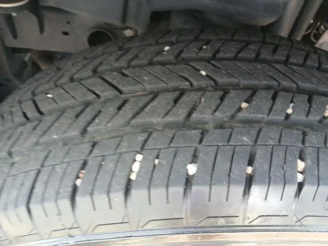 Used 2023 Green Jeep Sport image 47