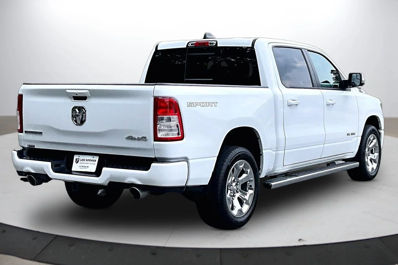 Used 2023 White Ram Big Horn/Lone Star image 9