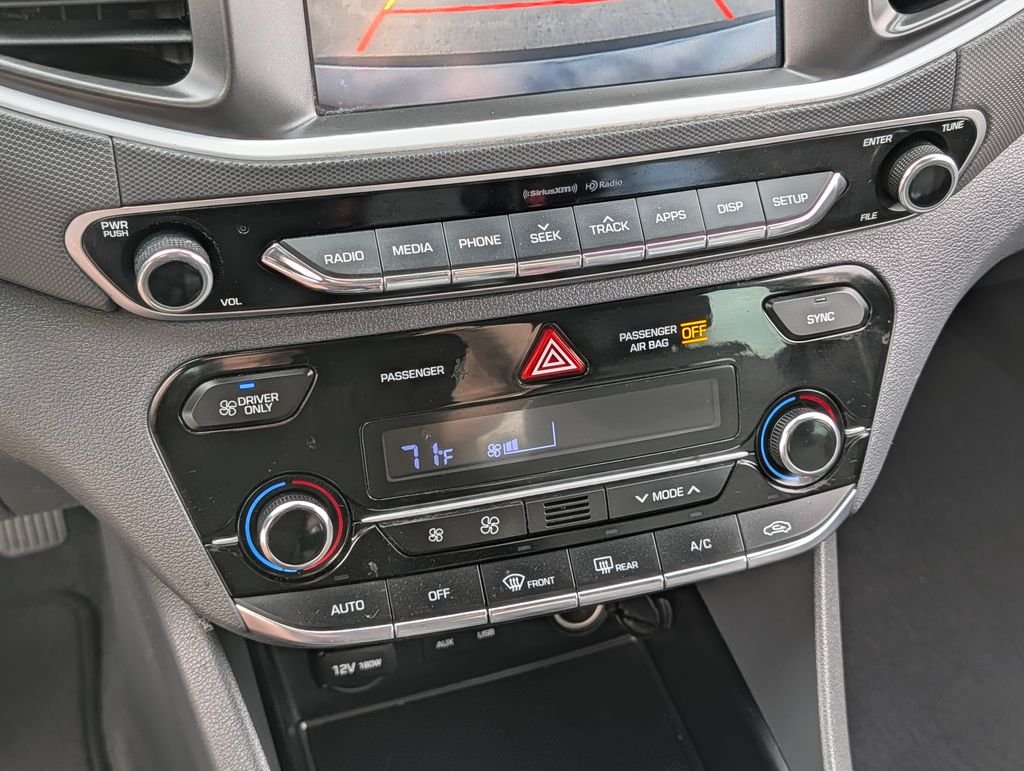 2017 Hyundai Ioniq SEL - Photo 23