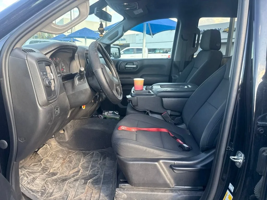 Used 2020 BLACK Chevrolet Custom image 14