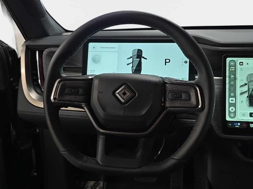 Used 2025  Rivian Adventure Dual Motor Standard Pack image 13
