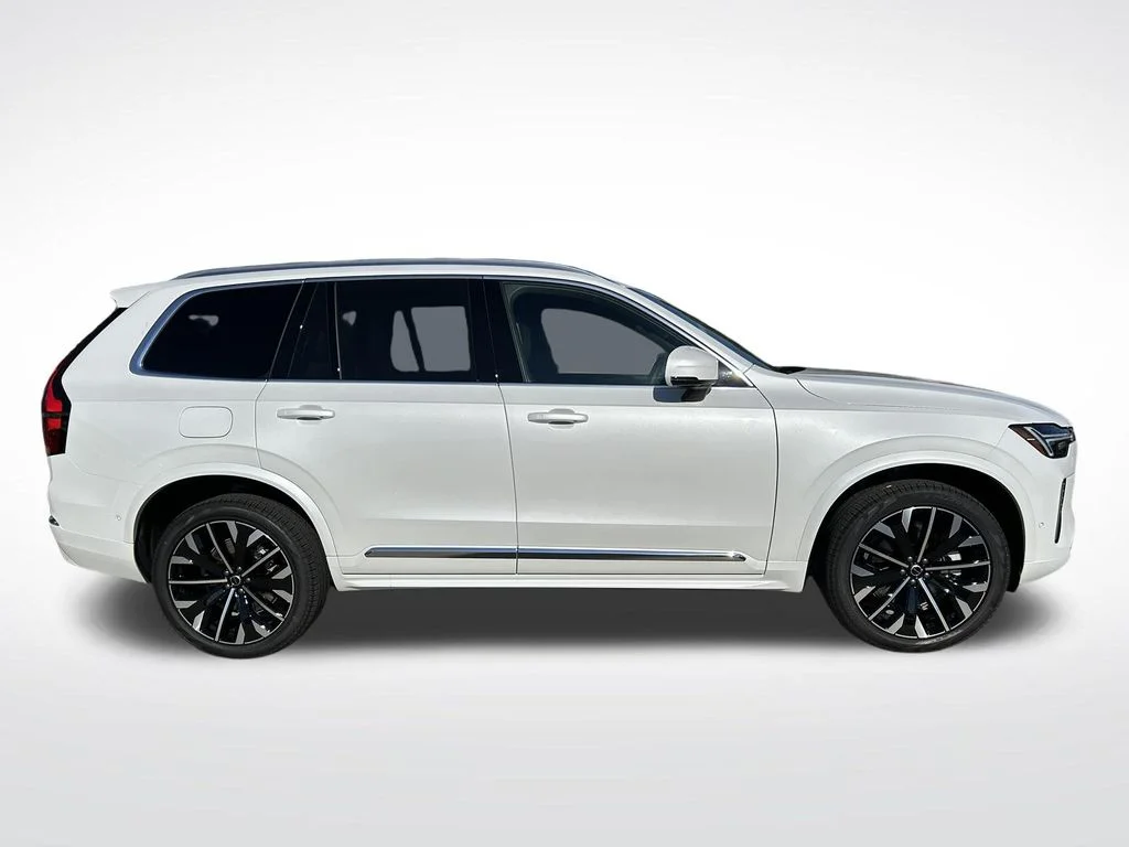 New 2026 Crystal White Volvo Plus image 9