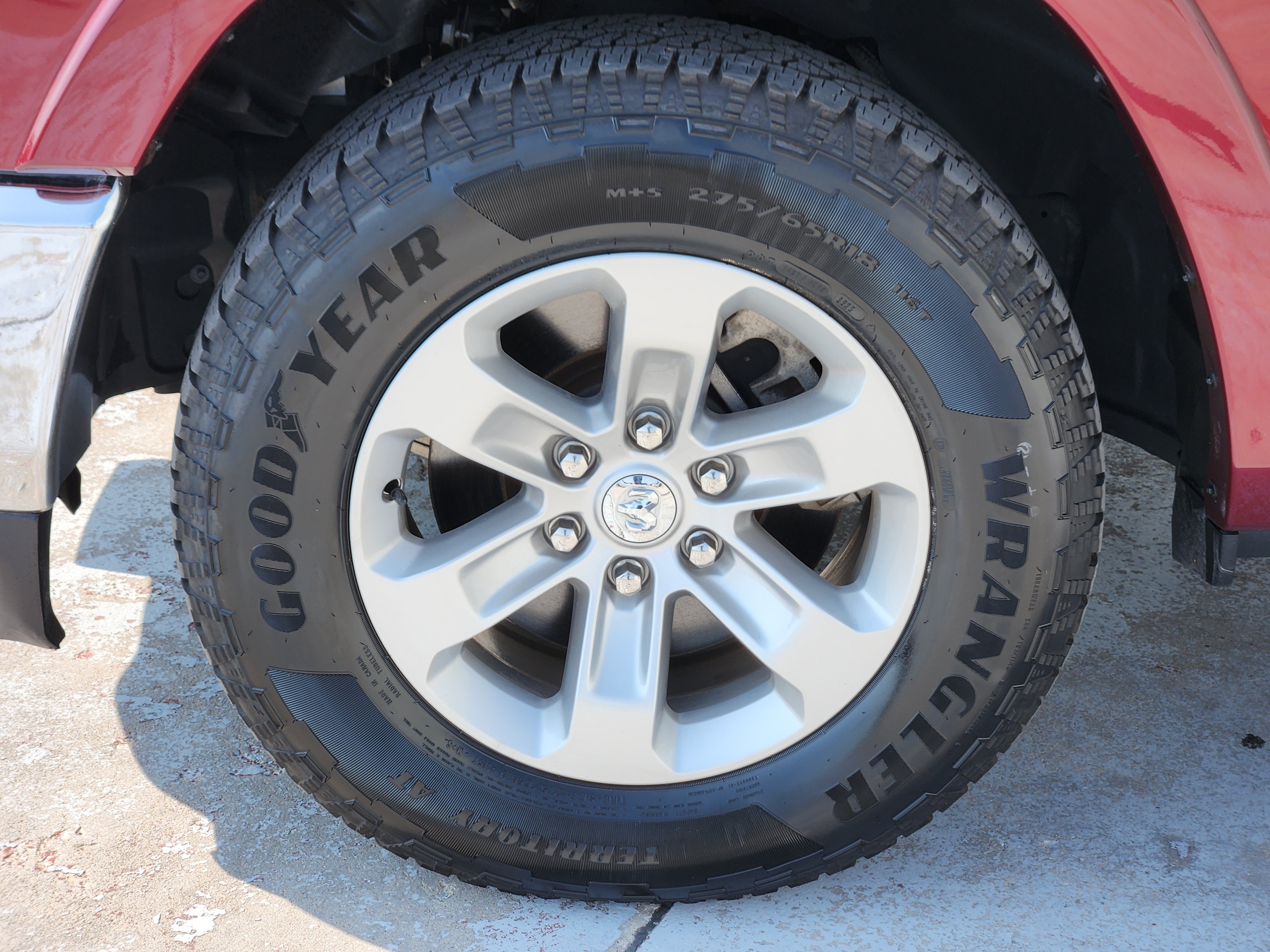 Used 2022 Delmonico Red Pearlcoat Ram Laramie image 15