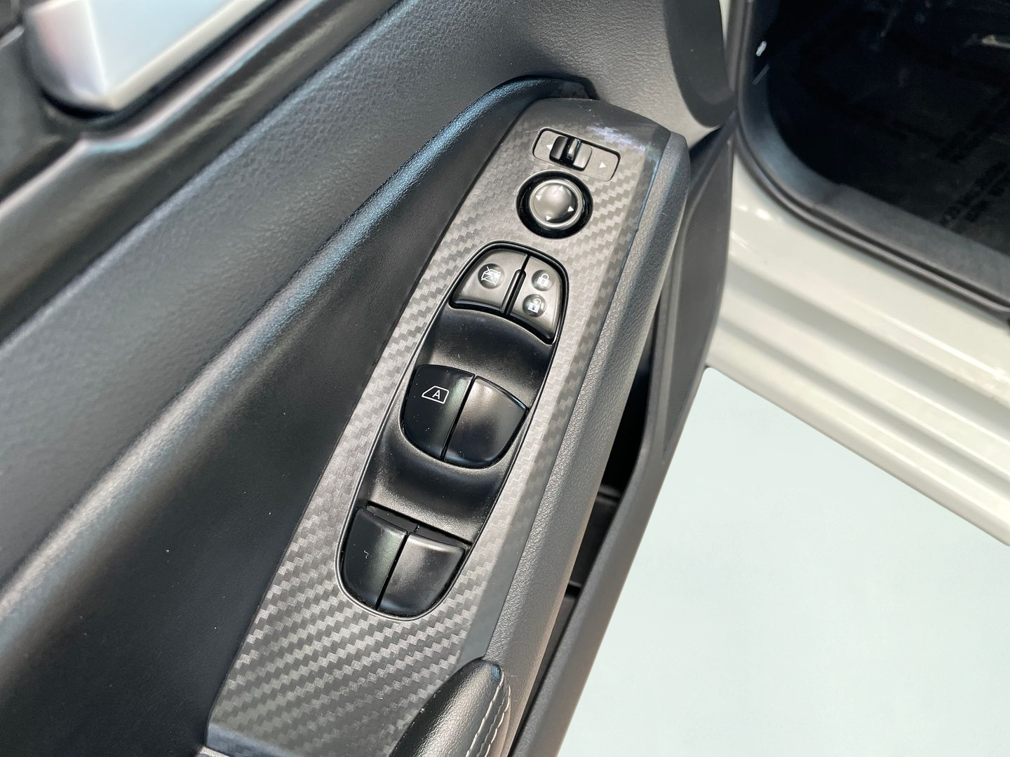 2025 Nissan Altima SV - Photo 11