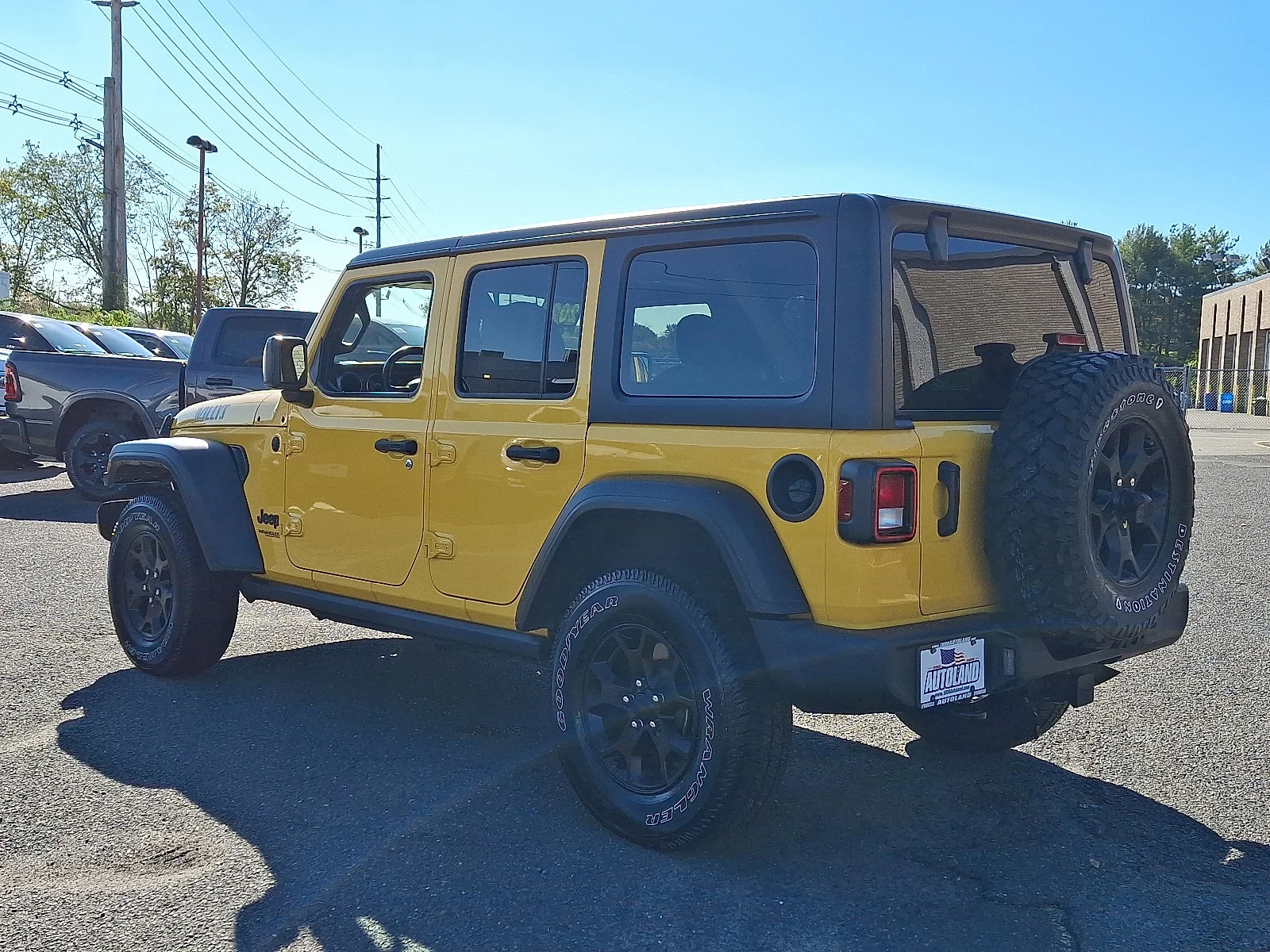 Certified Used 2021 Hellayella Clearcoat Jeep Unlimited Willys image 5