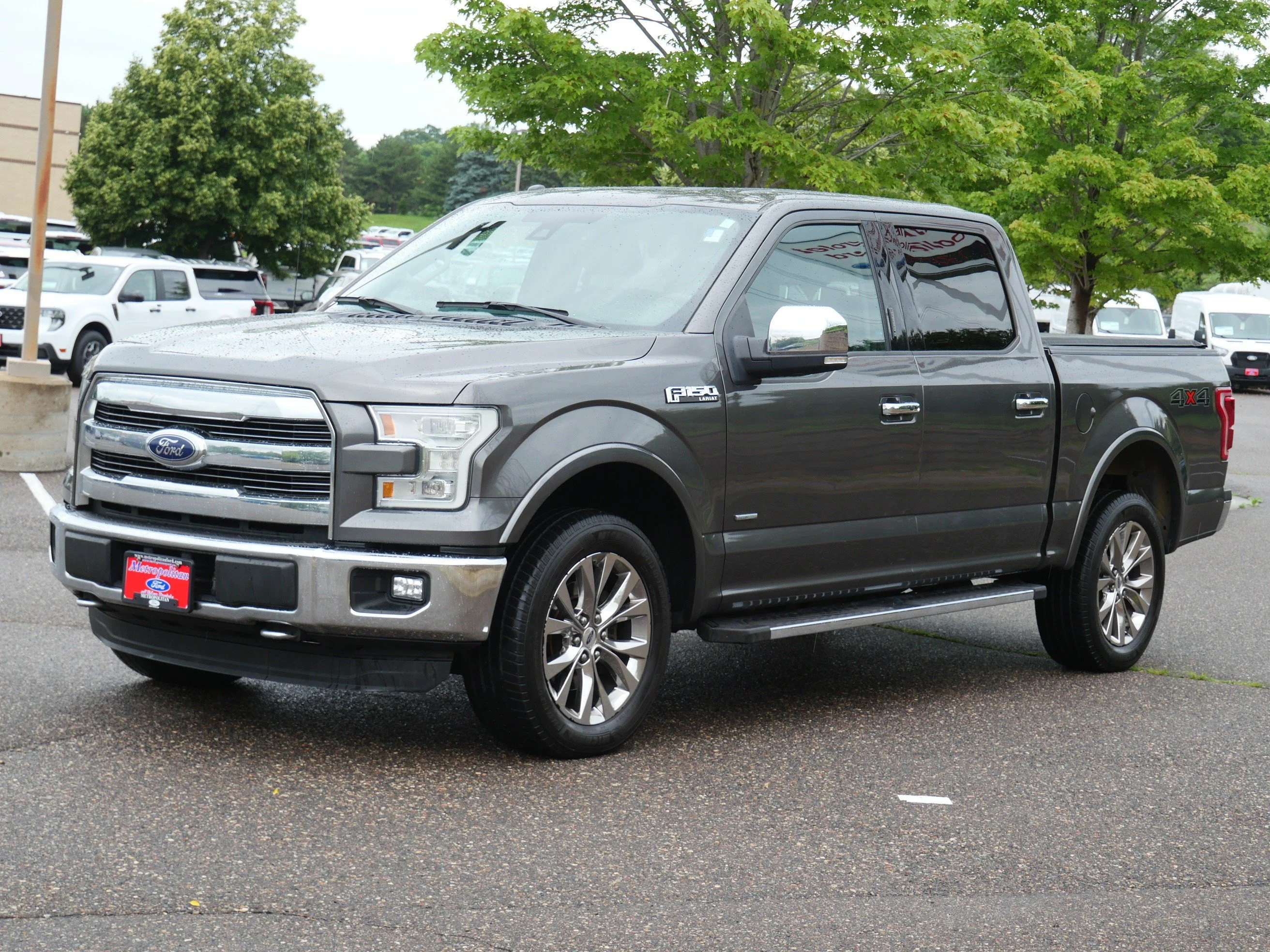 Used 2015 Magnetic Metallic Ford Lariat image 3