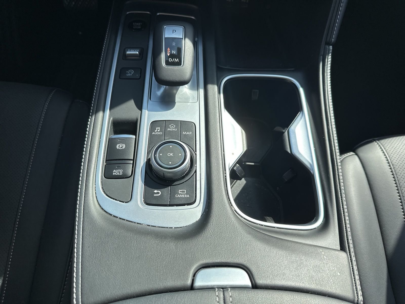 Used 2026 White INFINITI LUXE image 20