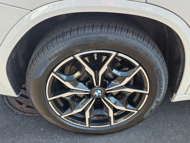 Certified Used 2023 Mineral White Metallic BMW xDrive30i image 9