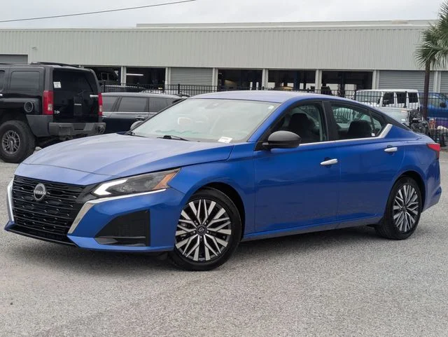 2025 Nissan Altima