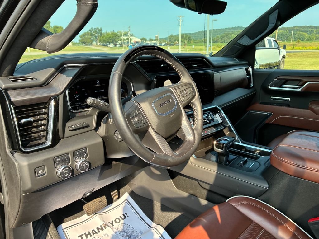 Used 2025 Black GMC Denali Ultimate image 11