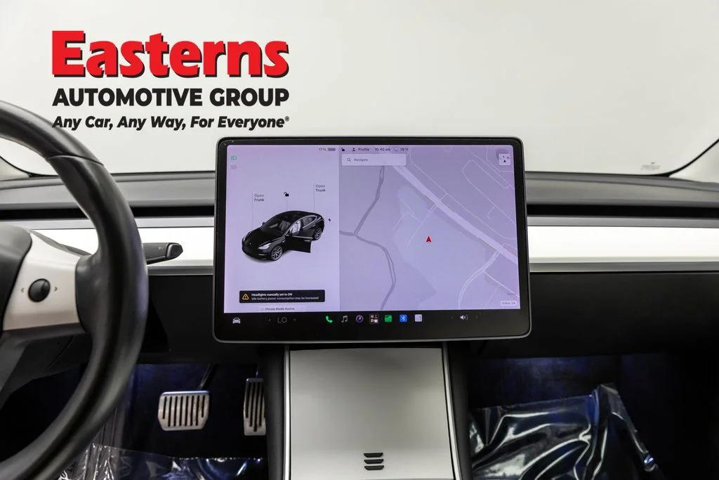 Used 2018 Black Tesla Long Range image 11
