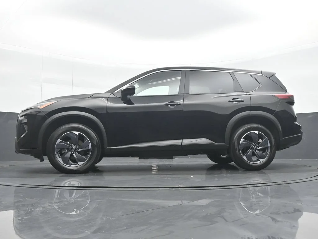 Used 2025 Black Nissan SV image 27