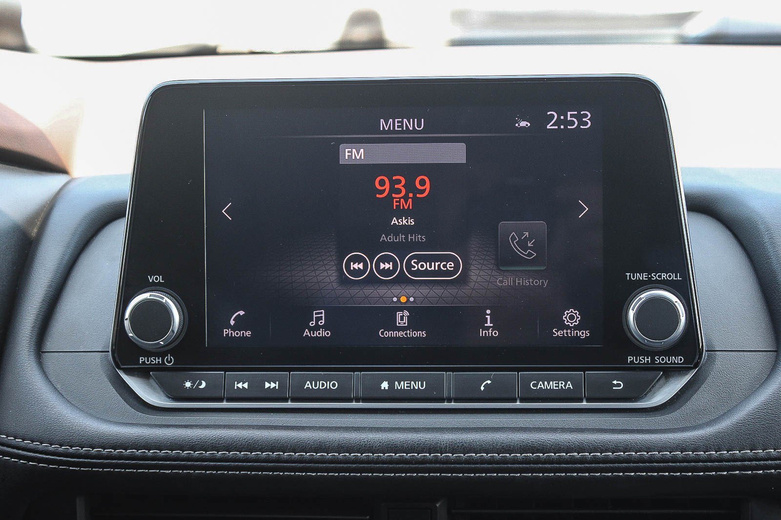 Used 2023 Super Black Nissan SV image 14