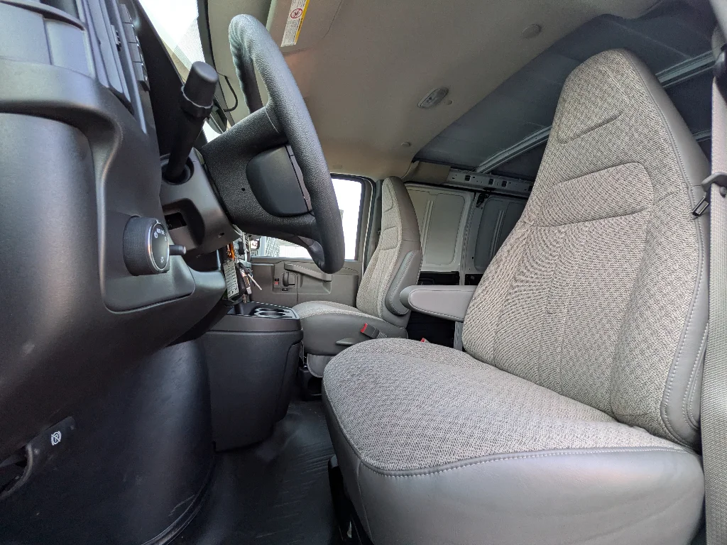 New 2026 Summit White Chevrolet Work Van image 10