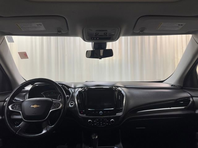 Used 2018 GRAPHITE METALLIC Chevrolet LT Leather image 28