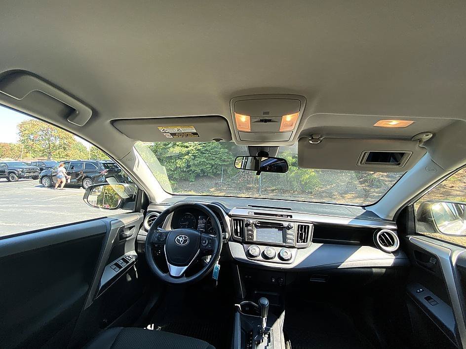 Used 2018 Silver Sky Metallic Toyota LE image 22