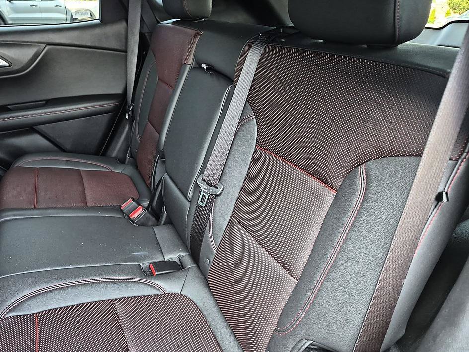Used 2025 Black Chevrolet RS image 29