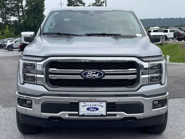 New 2026 Iconic Silver Metallic Ford Lariat image 36