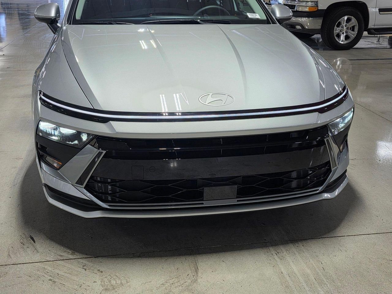 New 2026 Aero Silver Hyundai Blue image 9