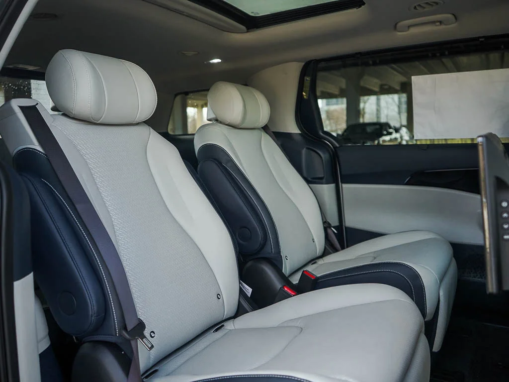 2026 Kia Carnival SX Prestige - Photo 13