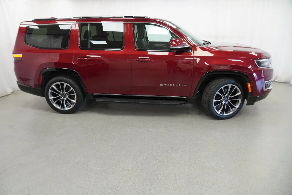 Used 2022 Red Jeep Series II image 14