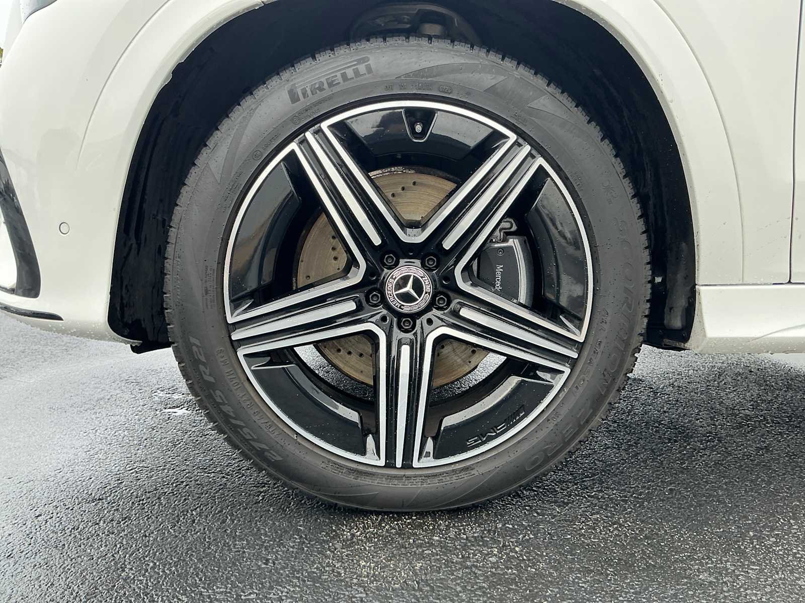 Certified Used 2026 Polar White Mercedes-Benz GLE 450 image 9