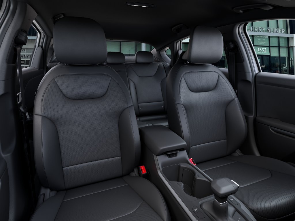 New 2026 Snow White Pearl Kia EX image 15