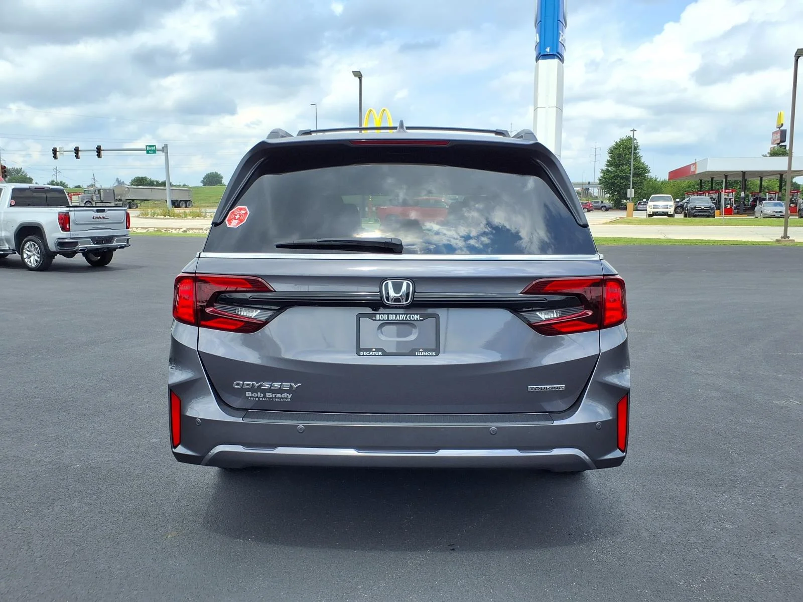 New 2026 Modern Steel Metallic Honda Touring image 15