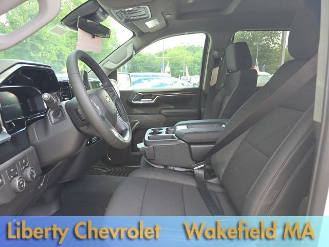 New 2026 Summit White Chevrolet LT (2FL) image 11