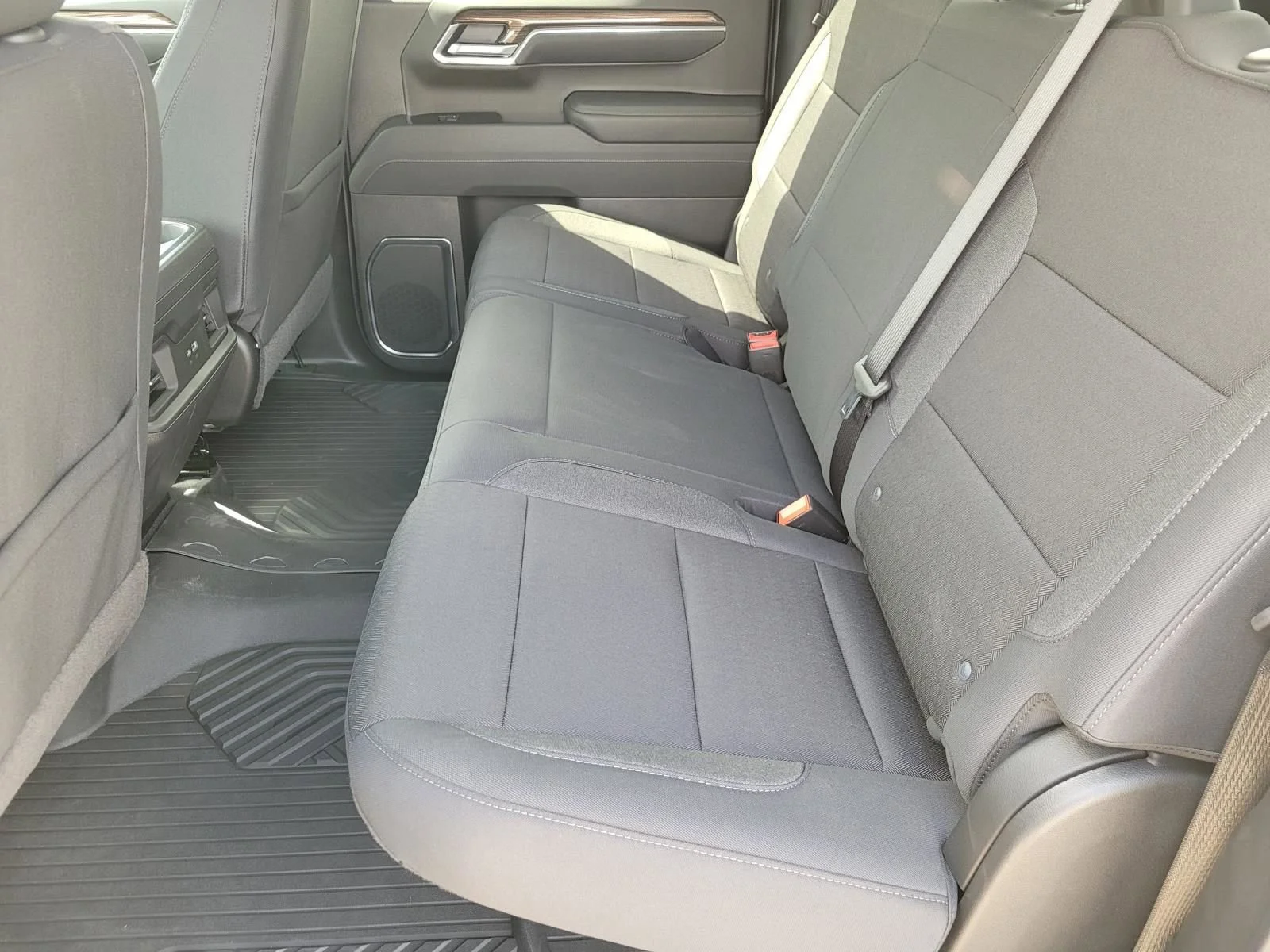 New 2026 Summit White Chevrolet LT Trail Boss image 8