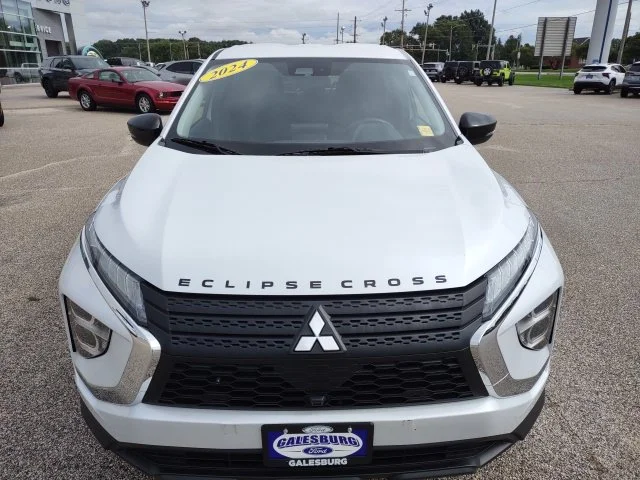 Certified Used 2024 White Mitsubishi  image 9