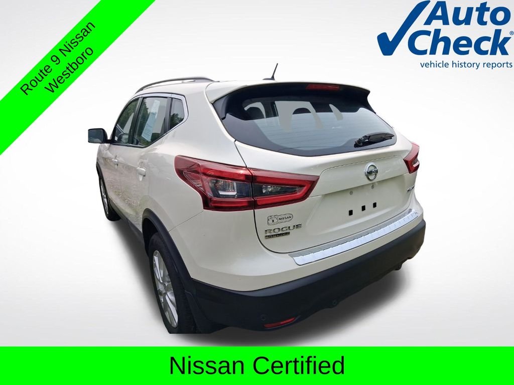 Used 2020 White Nissan SV image 8