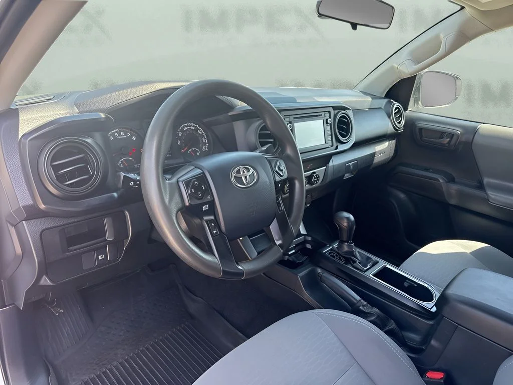 Used 2019 White Toyota SR image 11